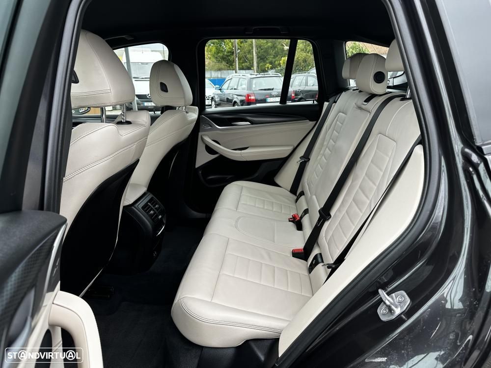 BMW X3 30 e xDrive Pack M - 52