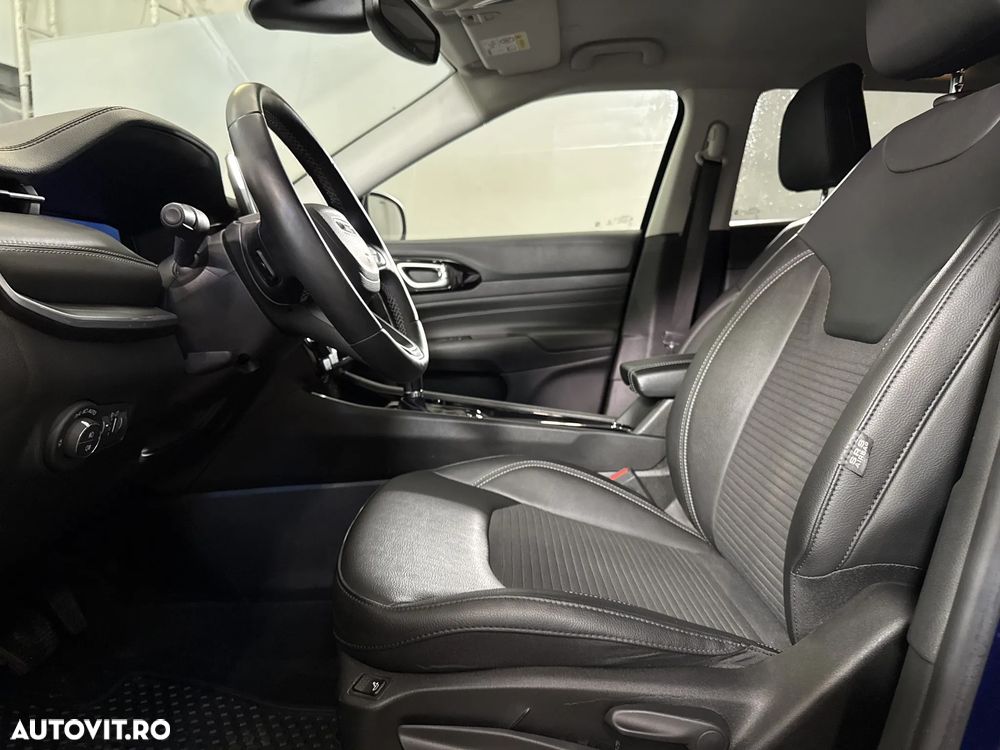 Jeep Compass - 22