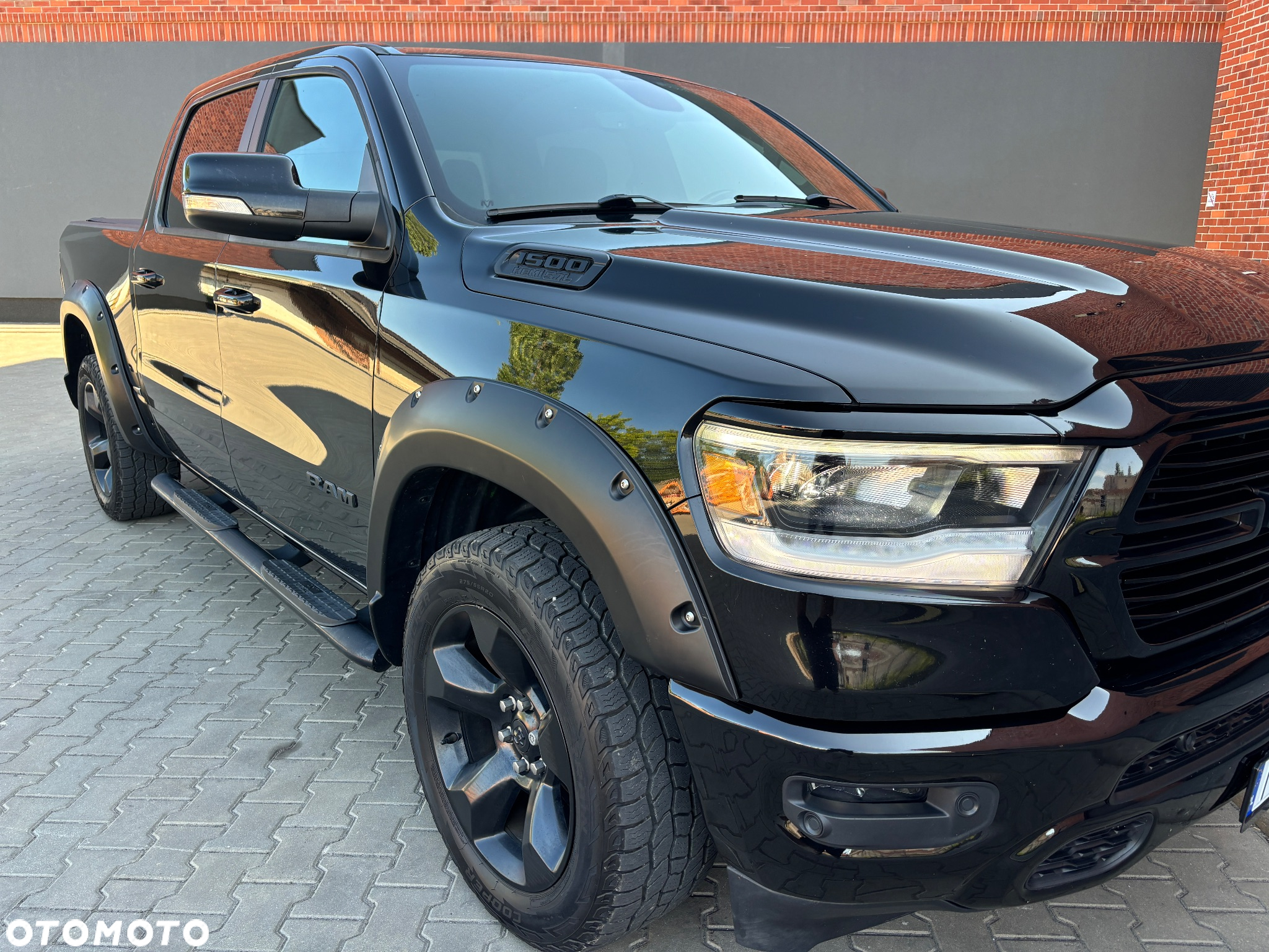 Dodge RAM 1500 5.7 4x4 - 7