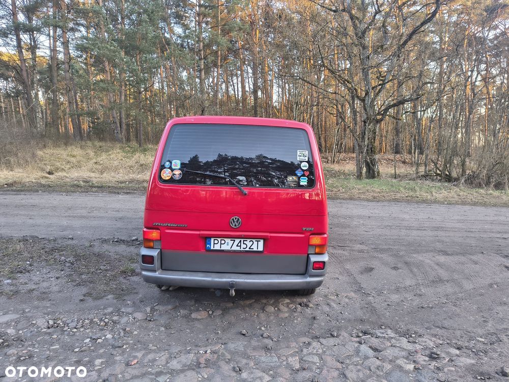 Volkswagen Multivan - 18