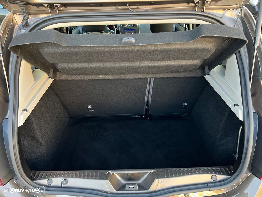 Dacia Sandero 0.9 TCe Stepway - 23