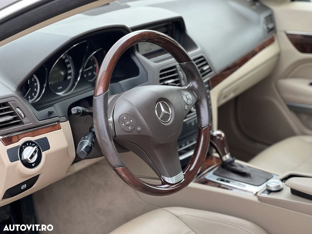 Mercedes-Benz E - 12