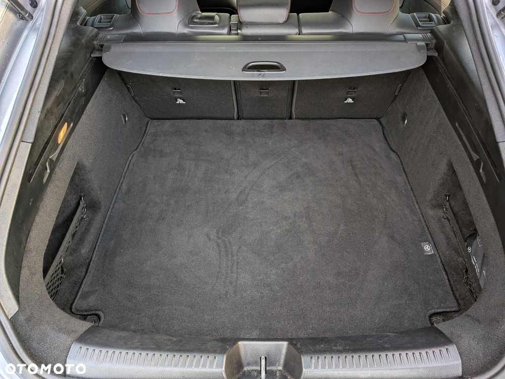 Mercedes-Benz CLA 200 d 8G-DCT AMG Line - 24