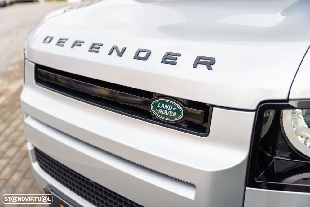Land Rover Defender 2.0 D 110 AWD SE - 38