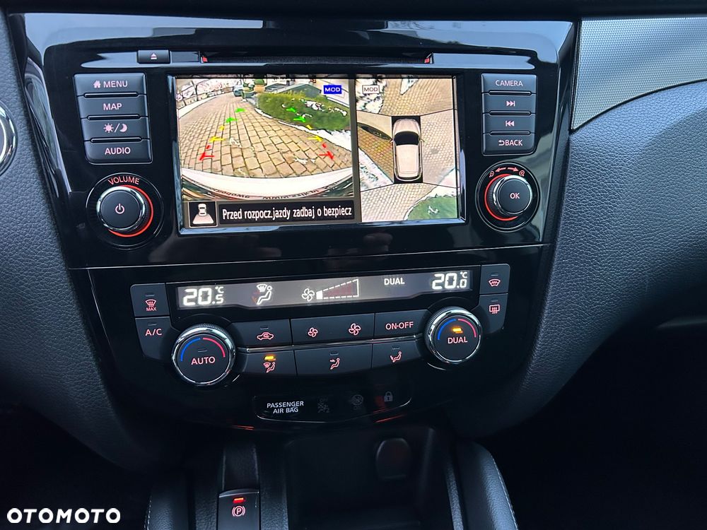 Nissan Qashqai 1.3 DIG-T SHIRO - 23