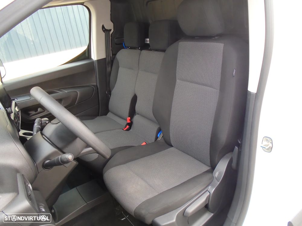 Opel COMBO  LONGA-NACIONAL-3 Lugares-102CV-6V-IVA DEDUTIVEL - 13