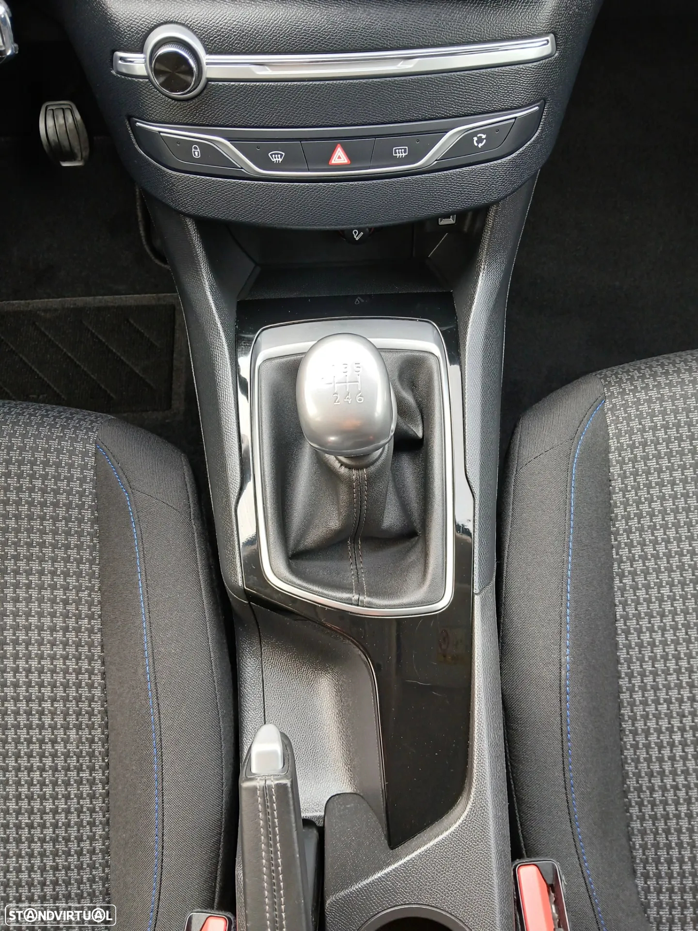 Peugeot 308 1.5 BlueHDi Style - 25