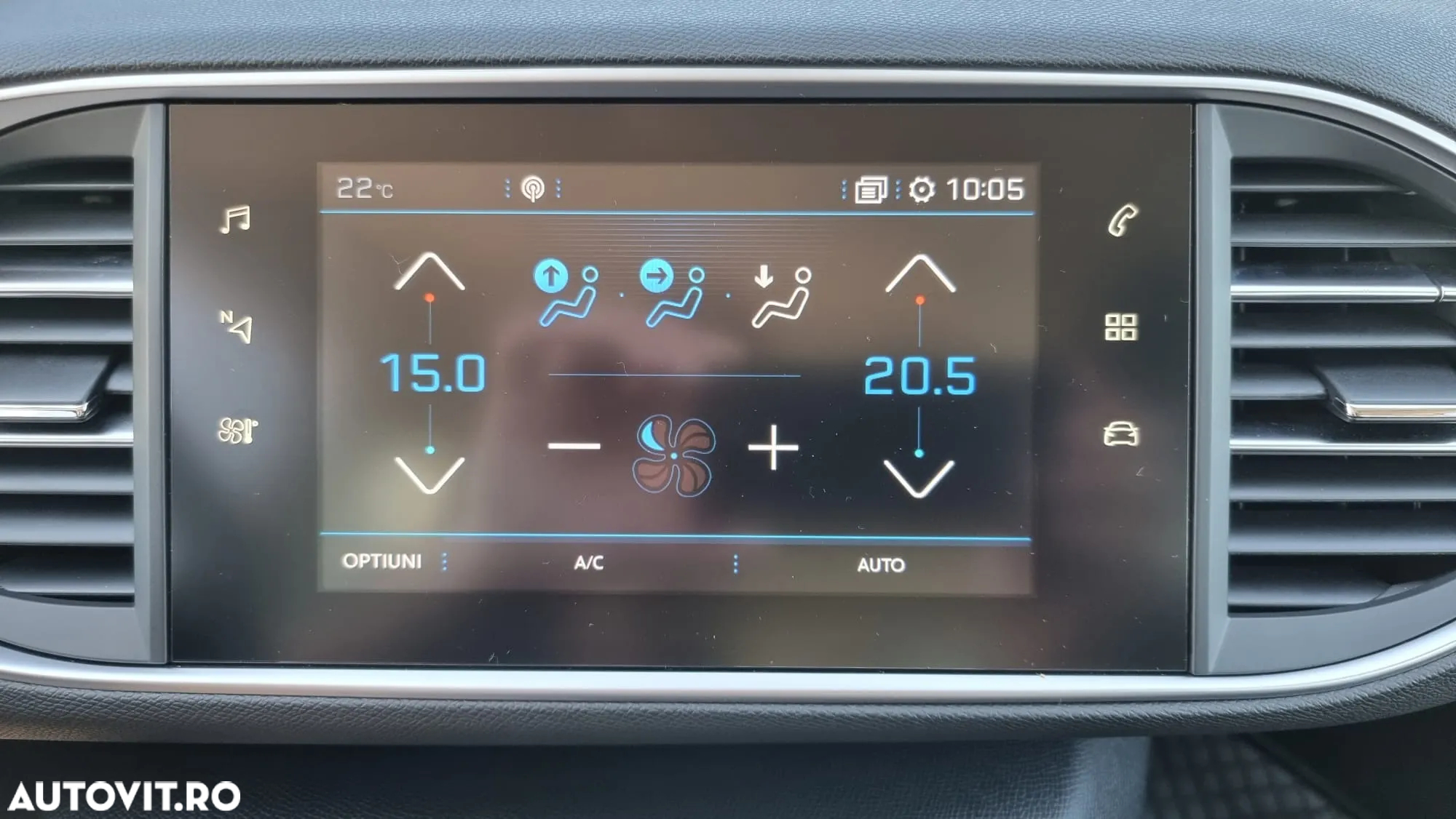 Peugeot 308 1.2 L PureTech Turbo S&S Allure - 20