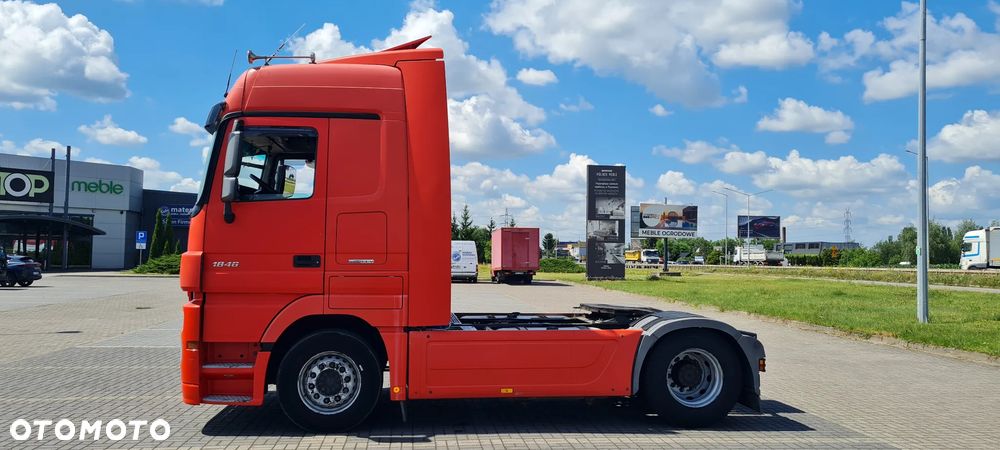 Mercedes-Benz Actros - 2