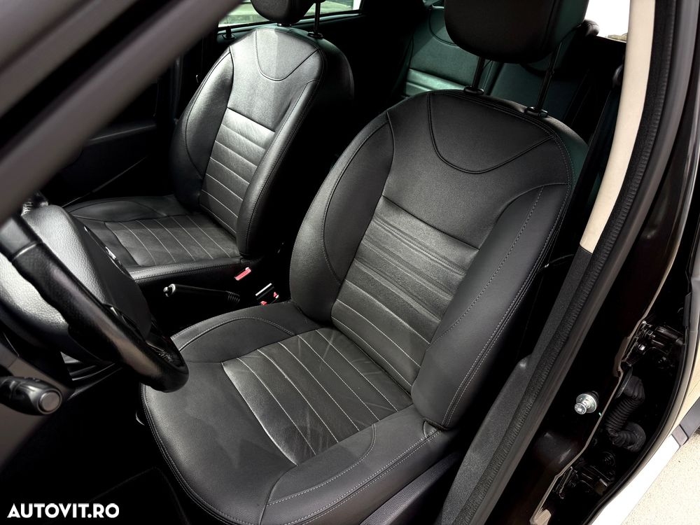 Dacia Duster dCi 110 FAP 4x2 Prestige - 11