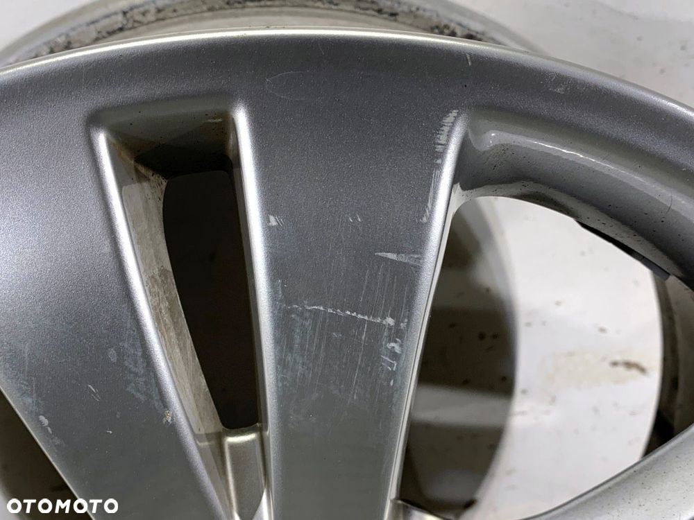 FELGA ALUMINIOWA 17 7.5J 5X112 CENTR 66.6 ET47  MERCEDES-BENZ KLASA C (W204) 2007 - 2015 C 280 - 2