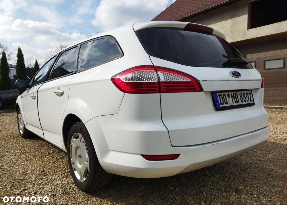 Ford Mondeo 2.0 TDCi Ambiente - 5