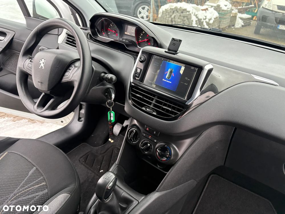 Peugeot 208 PureTech 82 Allure - 7