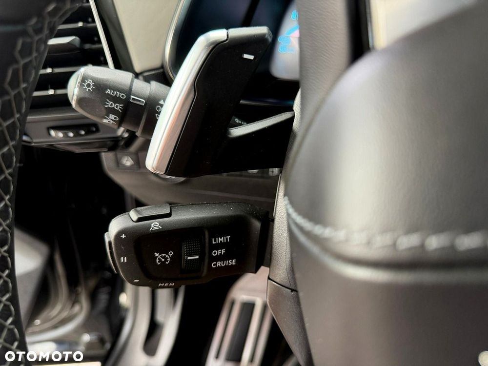 DS Automobiles DS 7 Crossback - 31