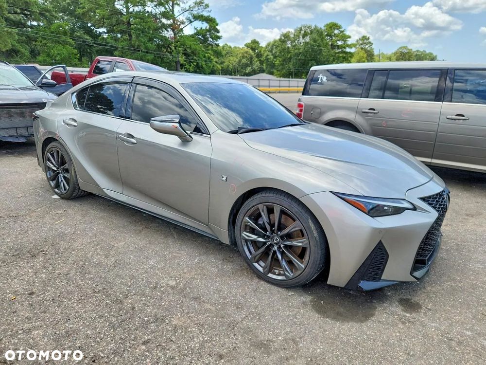 Lexus Is 2021 photo 2