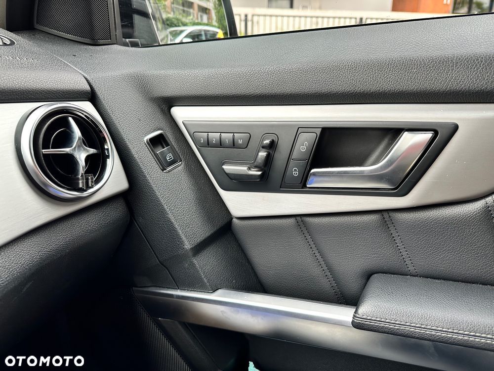 Mercedes-Benz GLK 250 4-Matic - 6