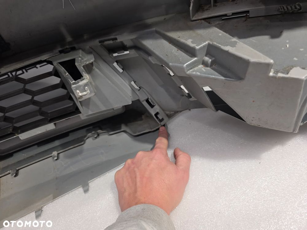 SKODA OCTAVIA III 3 SCOUT 5E0 12- ŁADNY ZDERZAK PRZEDNI PRZÓD , NA SPRYSKI + 4xPDC + GRILL + KRATKA ŚRODKOWA + SPOJLER , NR 5E0807221K , NR AUKCJI NZ1487 - 32