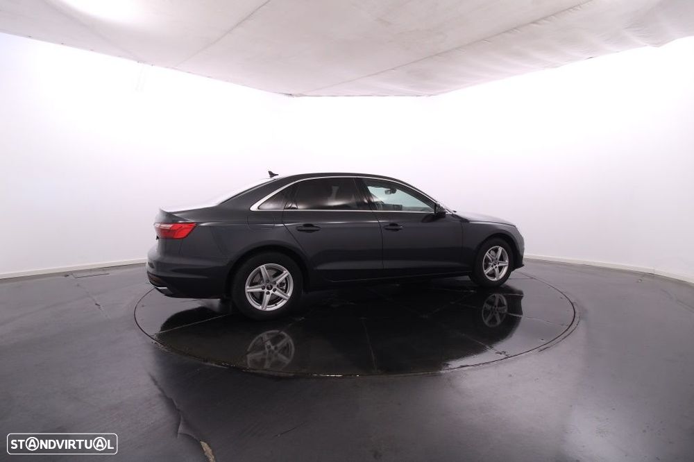 Audi A4 - 9