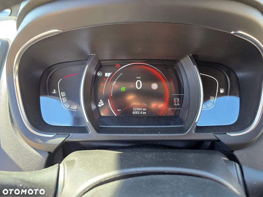 Renault Grand Scenic - 27