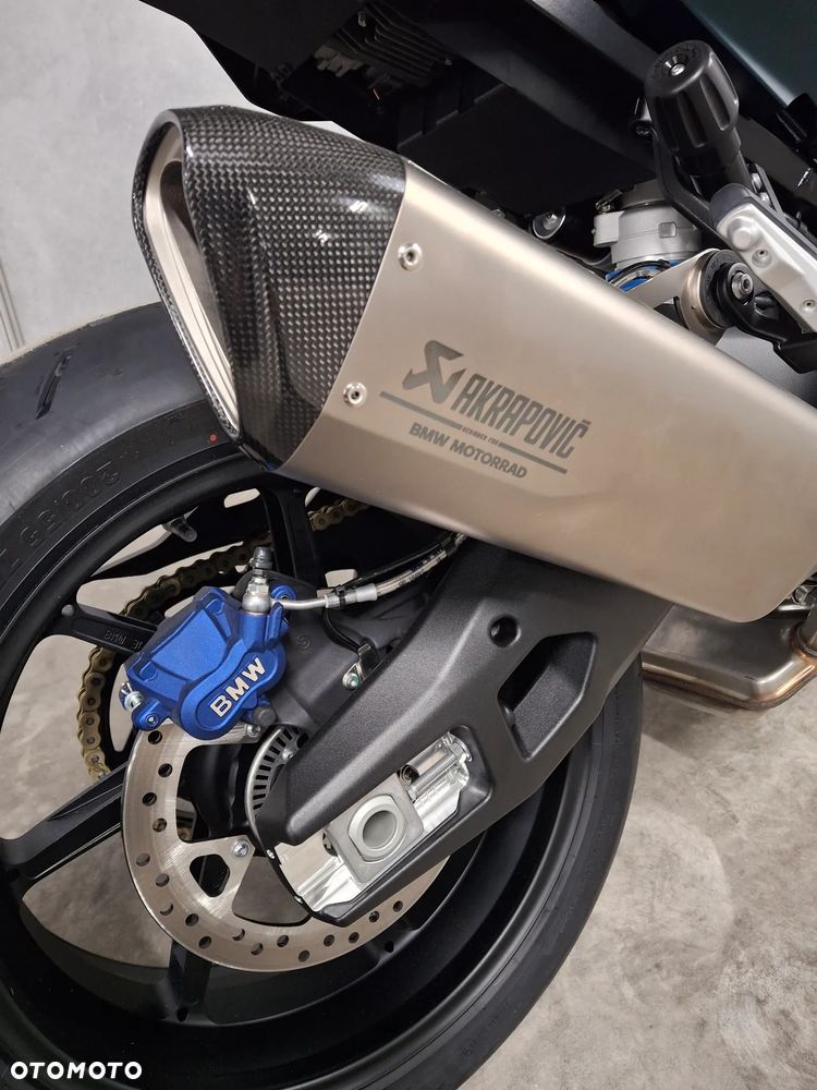 BMW XR - 10