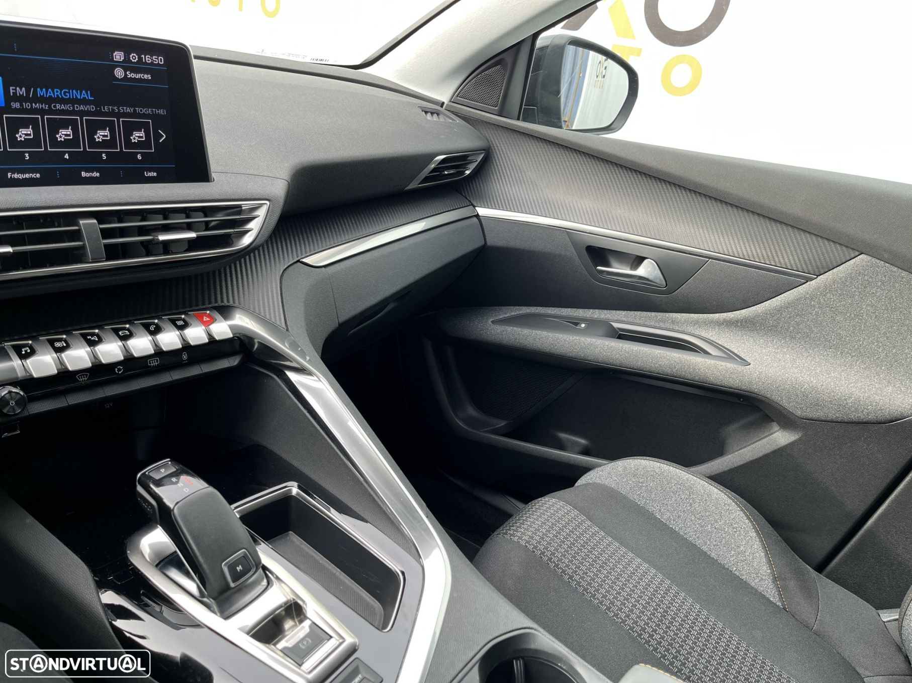 Peugeot 3008 1.5 BlueHDi Active Pack EAT8 - 18