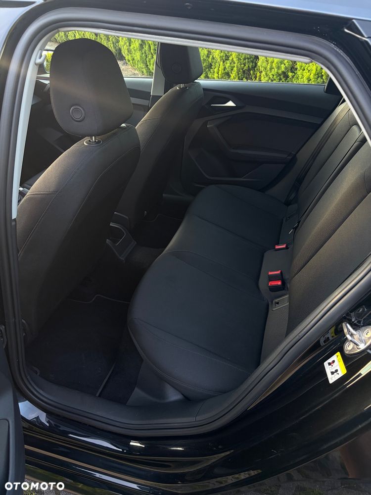 Audi A1 Sportback 30 TFSI S line - 9