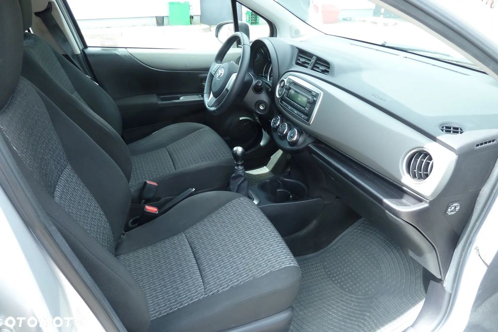 Toyota Yaris 1.33 Active - 8