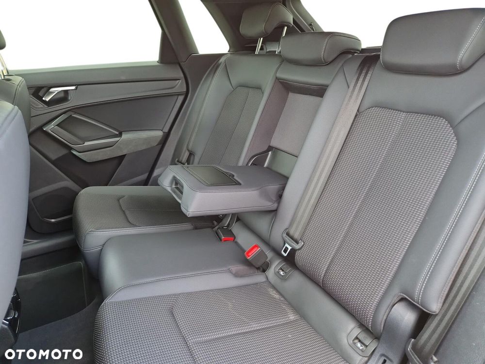 Audi Q3 35 TFSI mHEV S-Line S tronic - 25