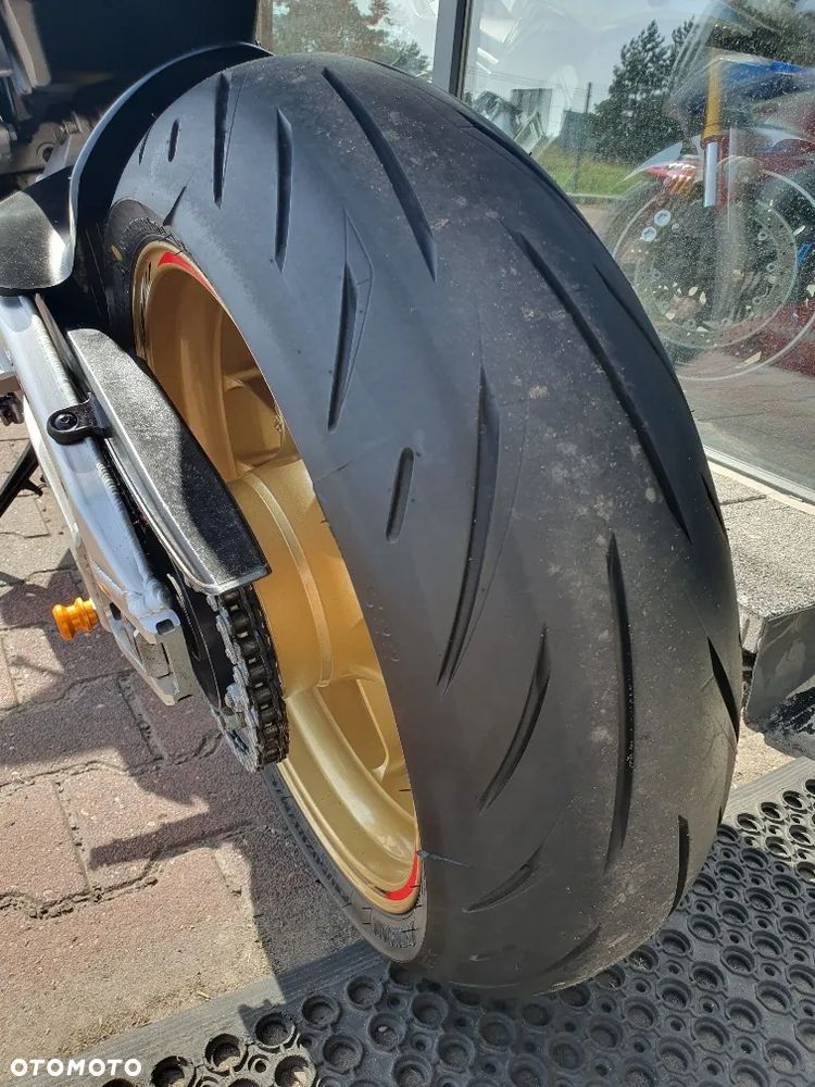 Honda CBR - 13