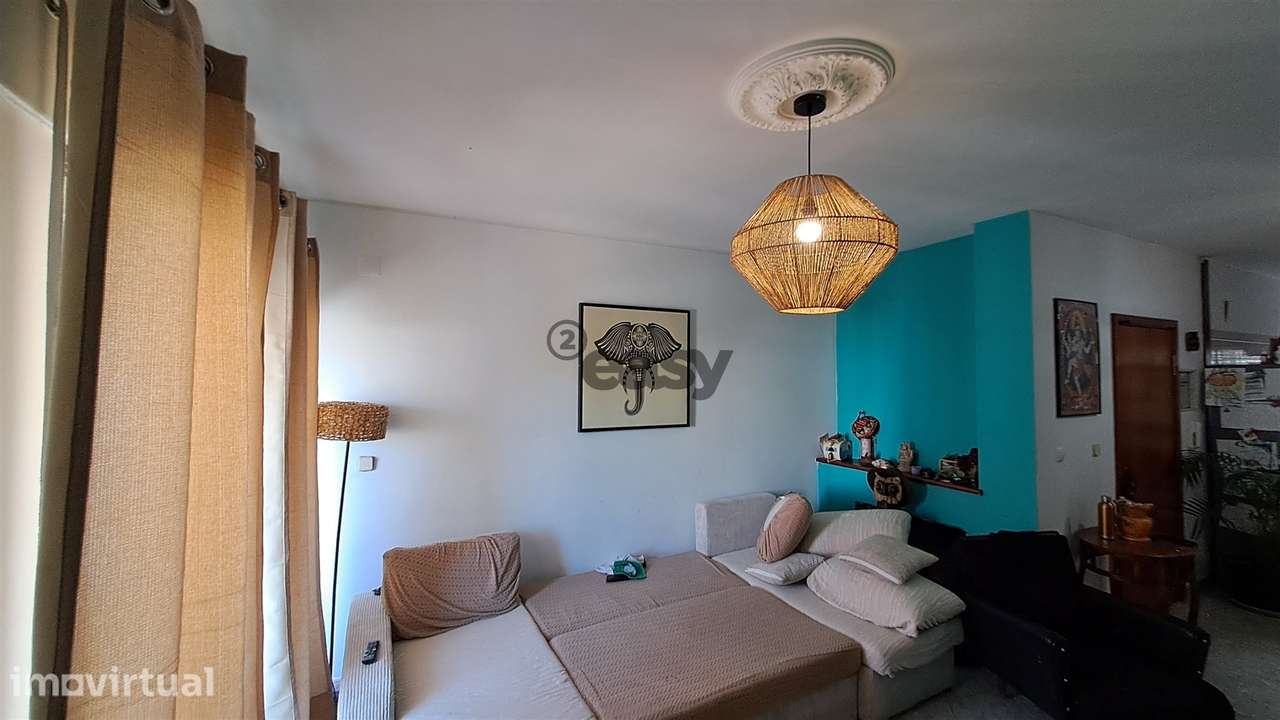 Apartamento T3 com Quintal no Coração da Vidigueira - Grande imagem: 3/34