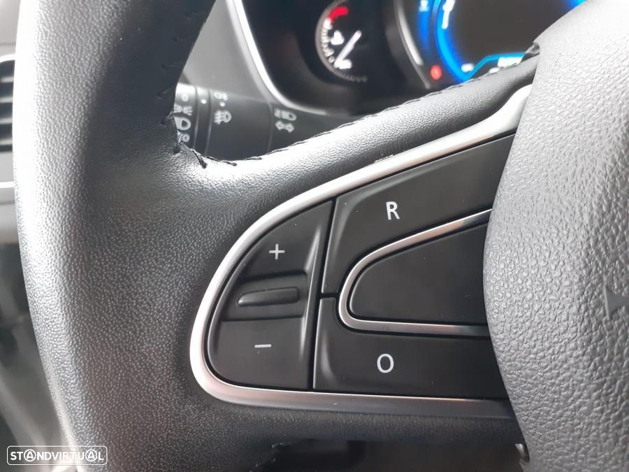 Renault Mégane 1.5 dCi Intens - 13