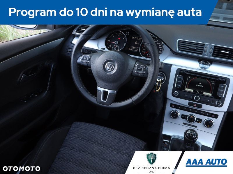 Volkswagen CC - 9