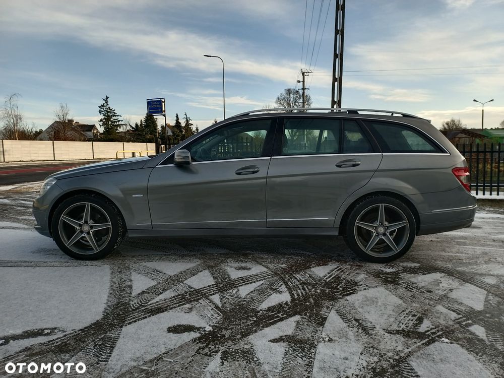 Mercedes-Benz Klasa C 220 CDI DPF Avantgarde - 12