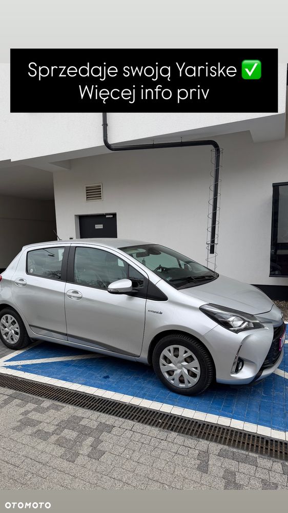 Toyota Yaris Hybrid 100 Active EU6 - 1
