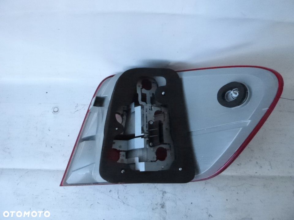 MERCEDES ML W164 LAMPA TYŁ LEWA NOWA - 2