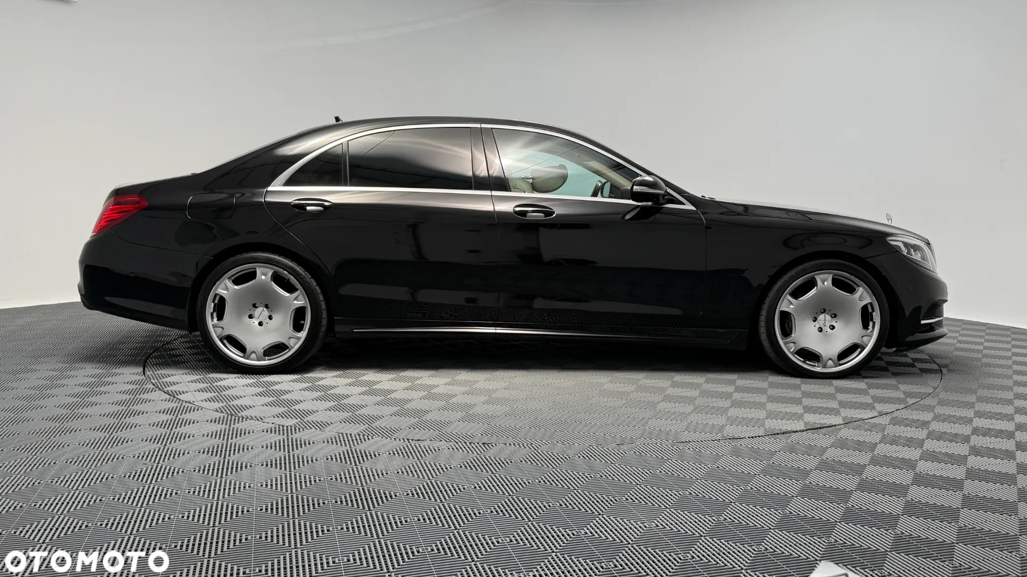 Mercedes-Benz Klasa S 350 d 4-Matic L 9G-TRONIC - 15
