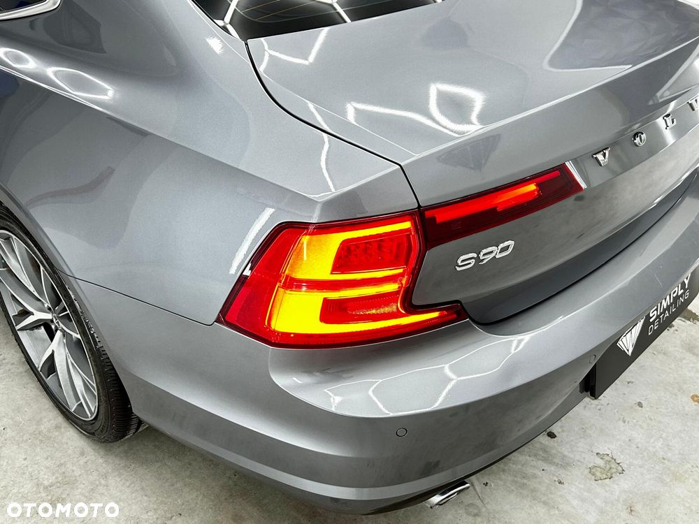 Volvo S90 T5 Momentum - 11