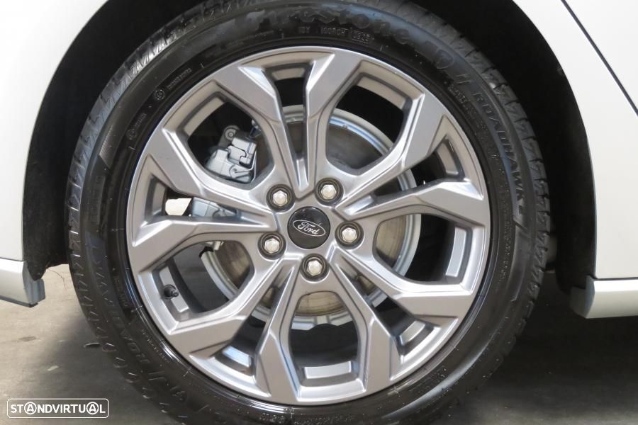 Ford Focus 1.0 EcoBoost MHEV ST-Line - 28
