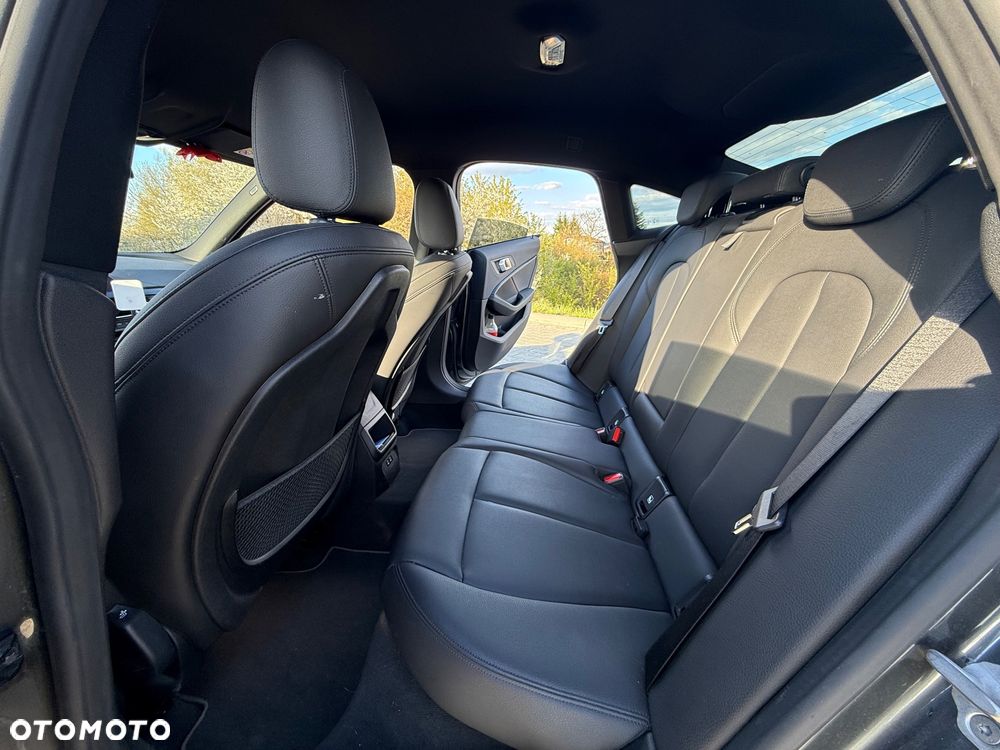 BMW Seria 2 216d Sport Line - 10