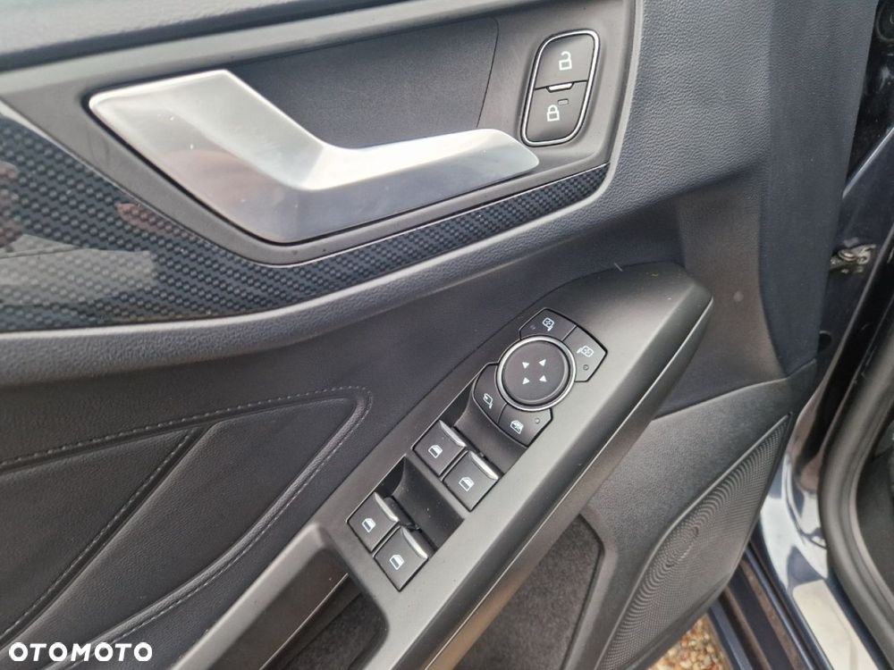 Ford Focus - 11