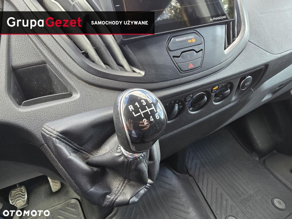 Ford Transit - 27