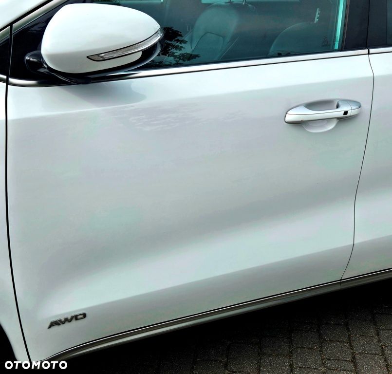Kia Sportage 2.0 CRDI 4WD Dream-Team Edition - 3