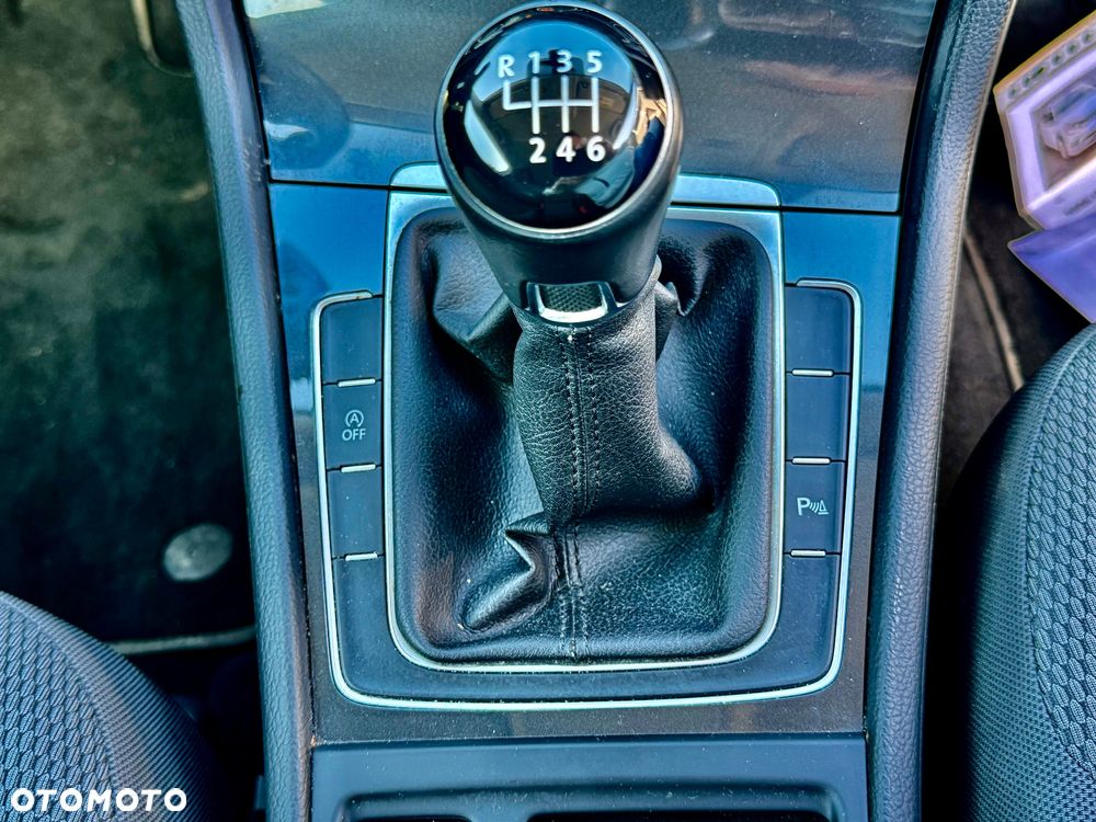 Volkswagen Golf 1.5 TSI ACT OPF BlueMotion Comfortline - 9