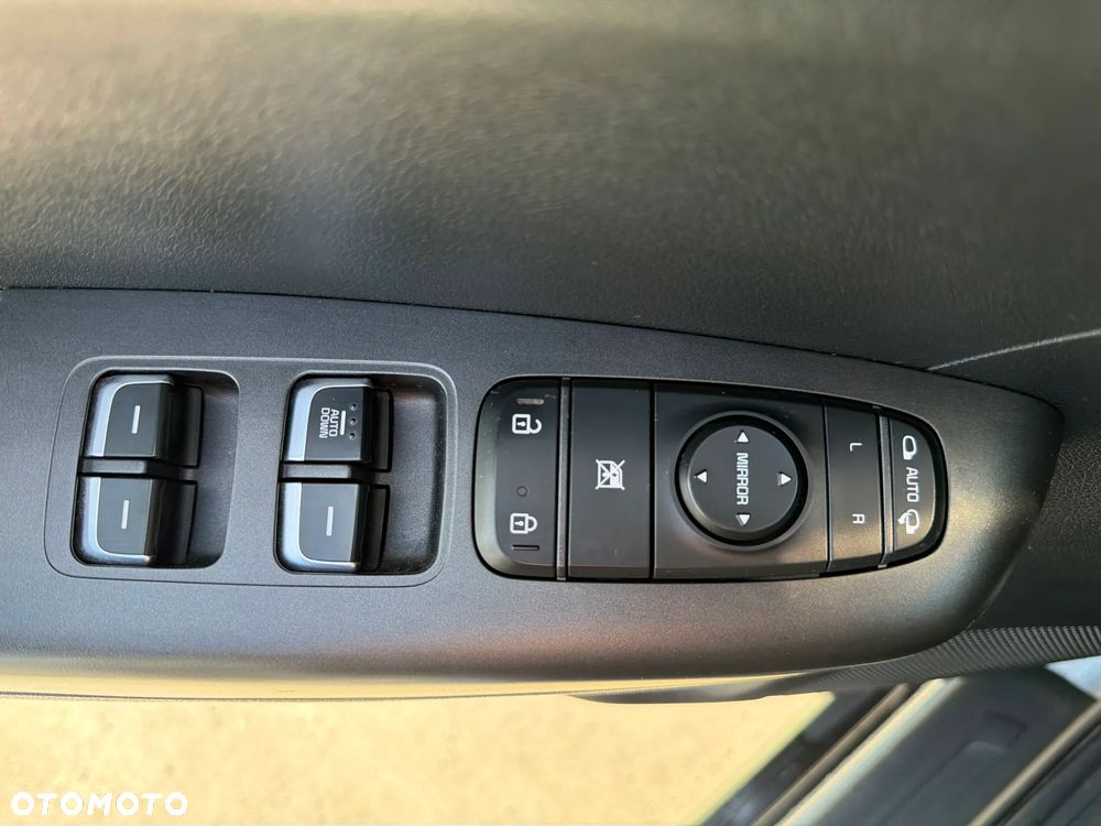 Kia Sportage 1.6 GDI M 2WD - 22
