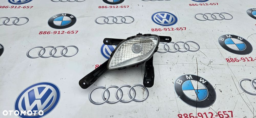 Kia Picanto 2 II 2011- Wersja 5 drzwi 5D  Halogen prawy 92208-1Y0 ORYGINAŁ KOMPLETNY - 1