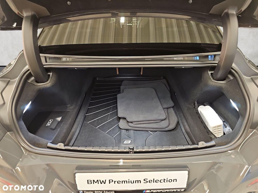 BMW Seria 8 - 20