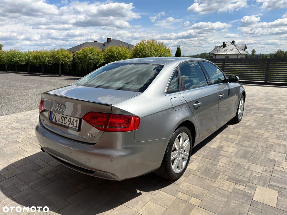 Audi A4 Limousine 1.8 TFSI Limited Edition - 17