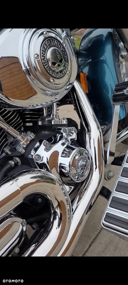 Harley-Davidson Touring Road King - 23