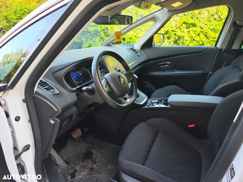 Renault Grand Scenic - 7