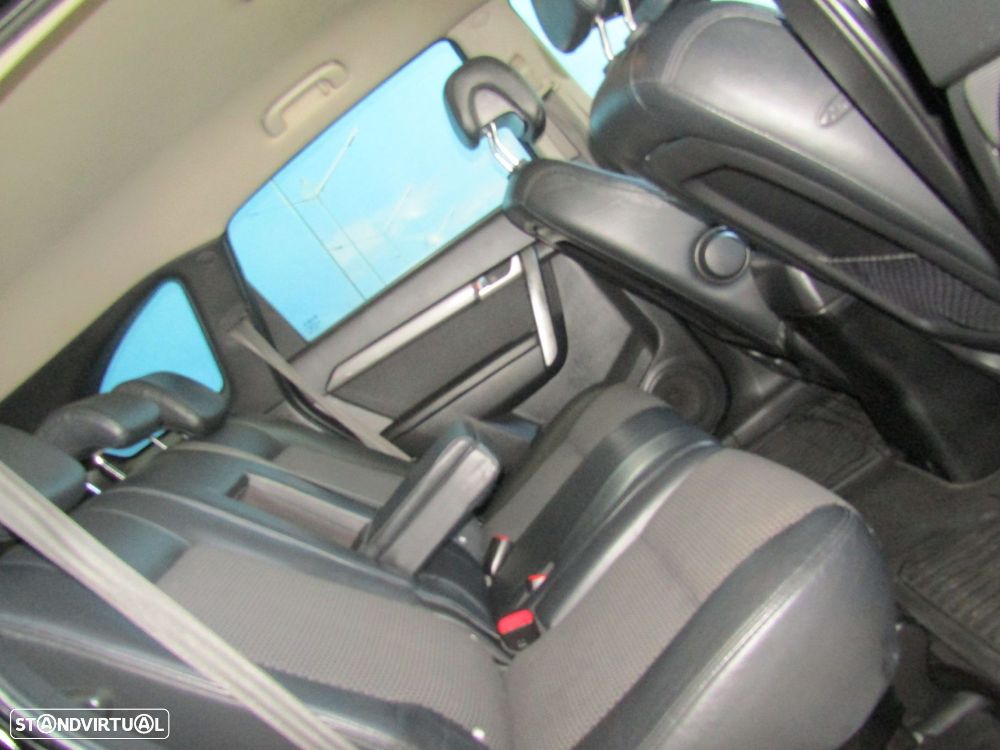 Chevrolet Captiva - 12